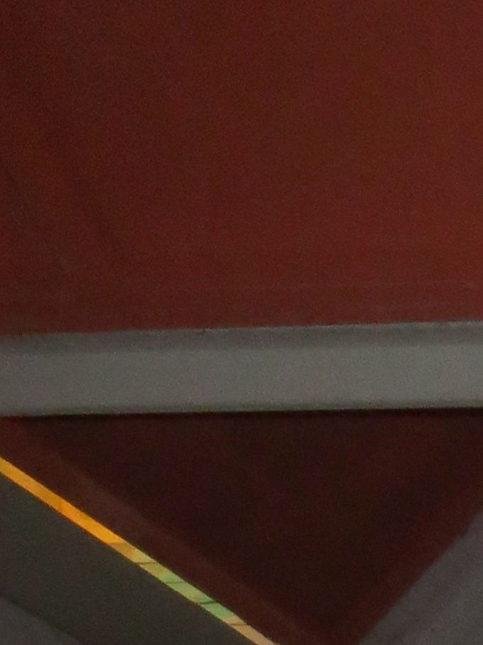 Heerlijk even pianospelen, maar helaas kwam er geen geluid uit..